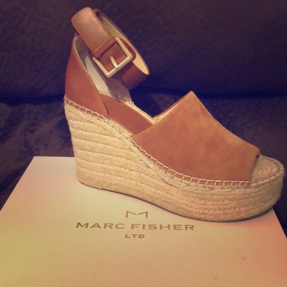 Marc fisher wedges